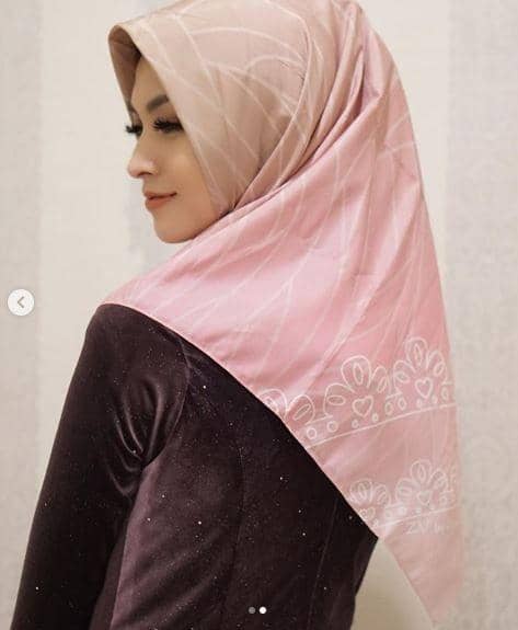 instagram.com/donitabhubiy/