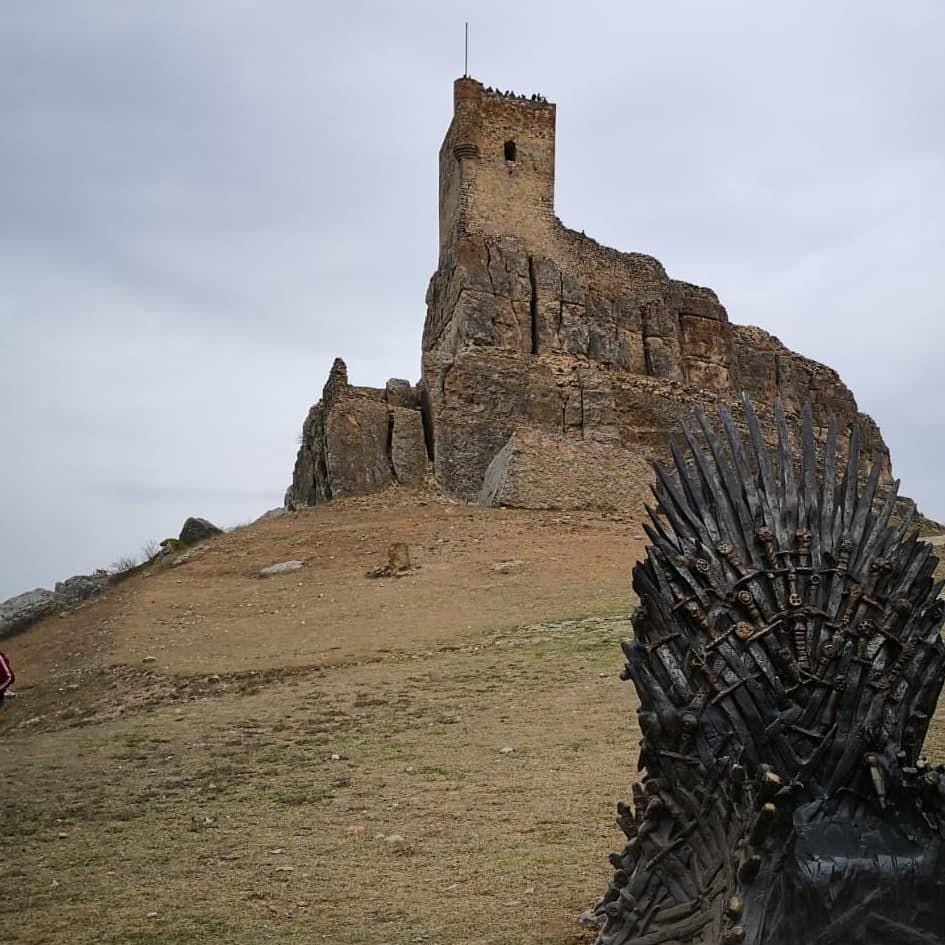 instagram.com/karlitos_mg