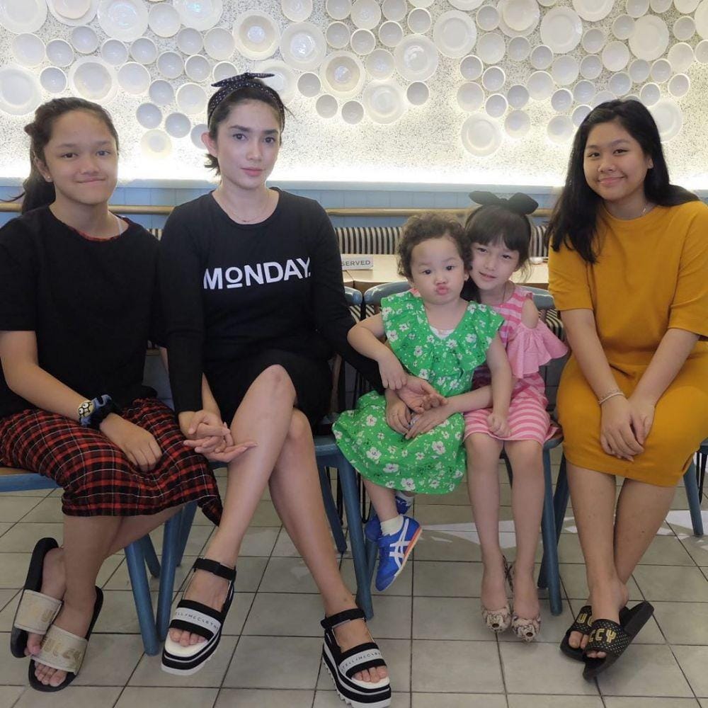 Instagram.com/ussypratama