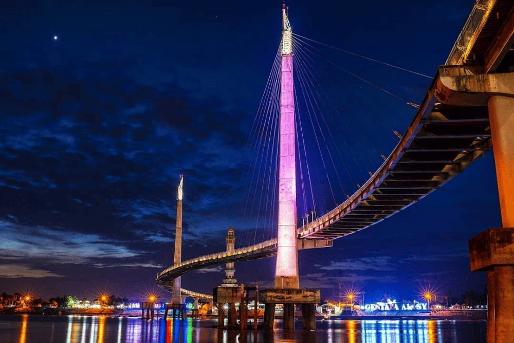 instagram.com/taujambi