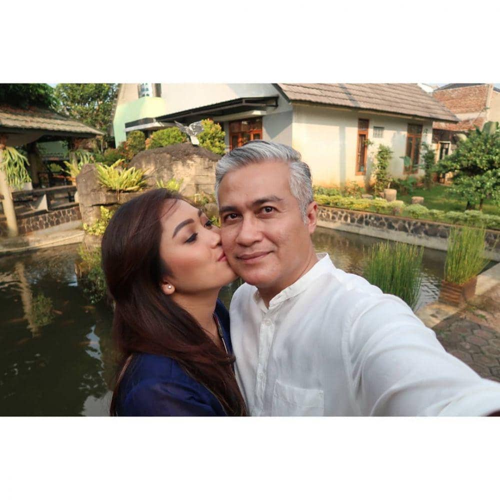 instagram.com/novitapetria