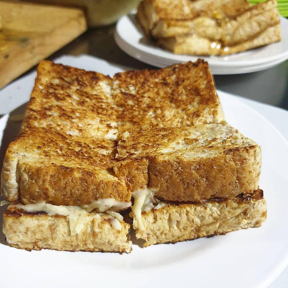 instagram.com/pinkpesco