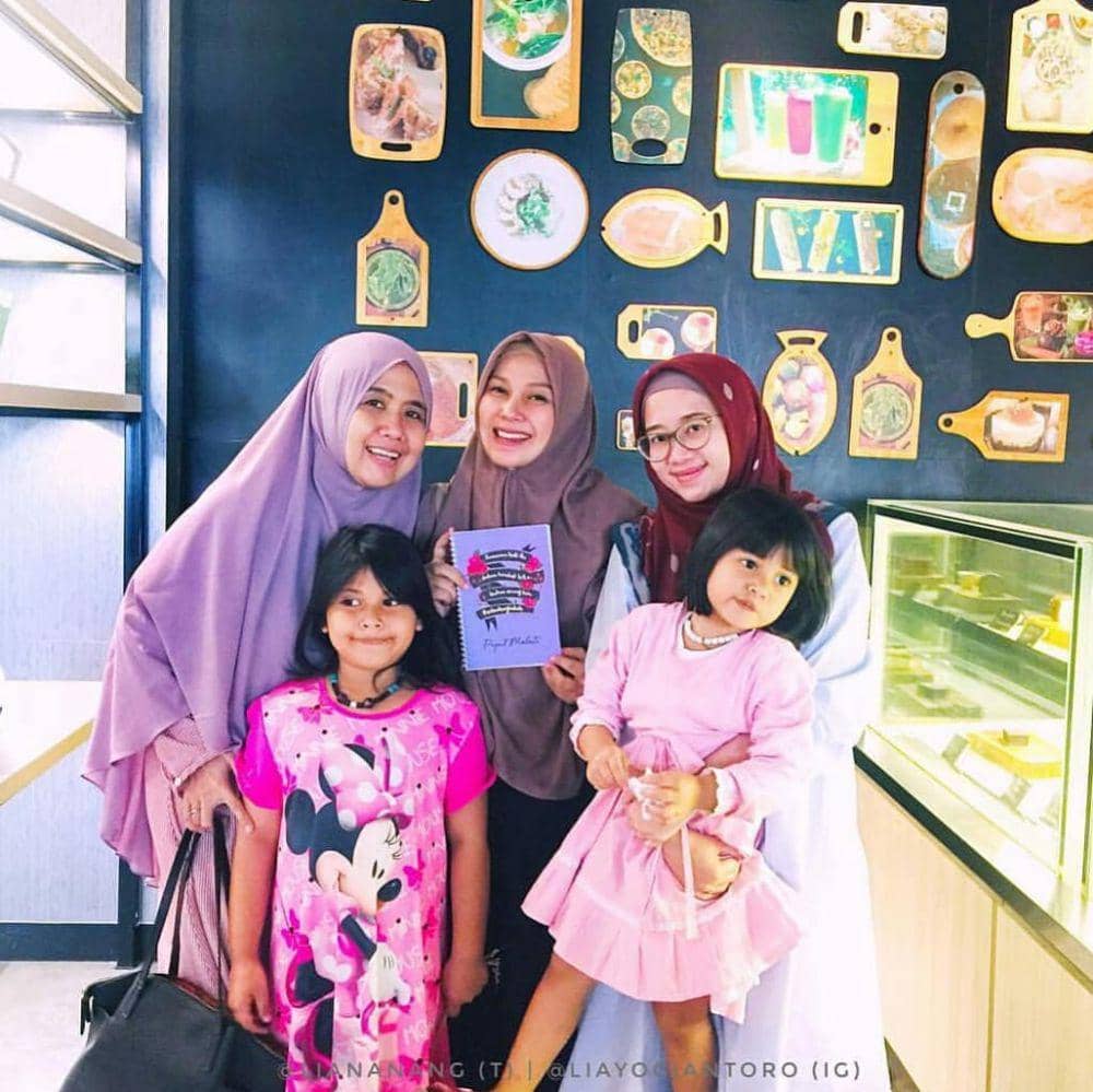 instagram.com/puputmelati