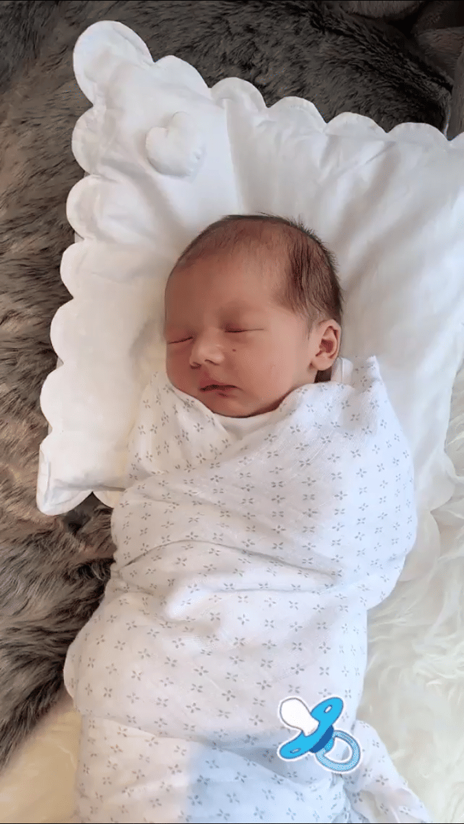 instagram.com/alexa_key