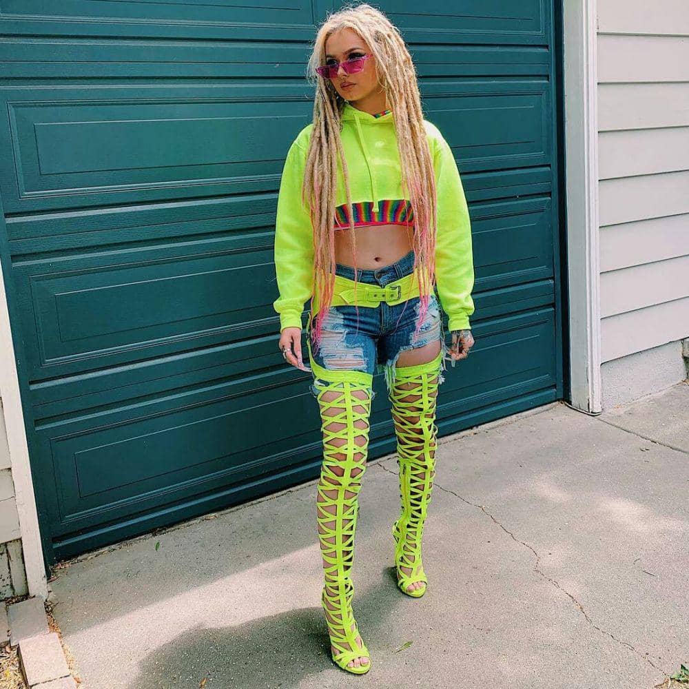 instagram.com/zhaviaward