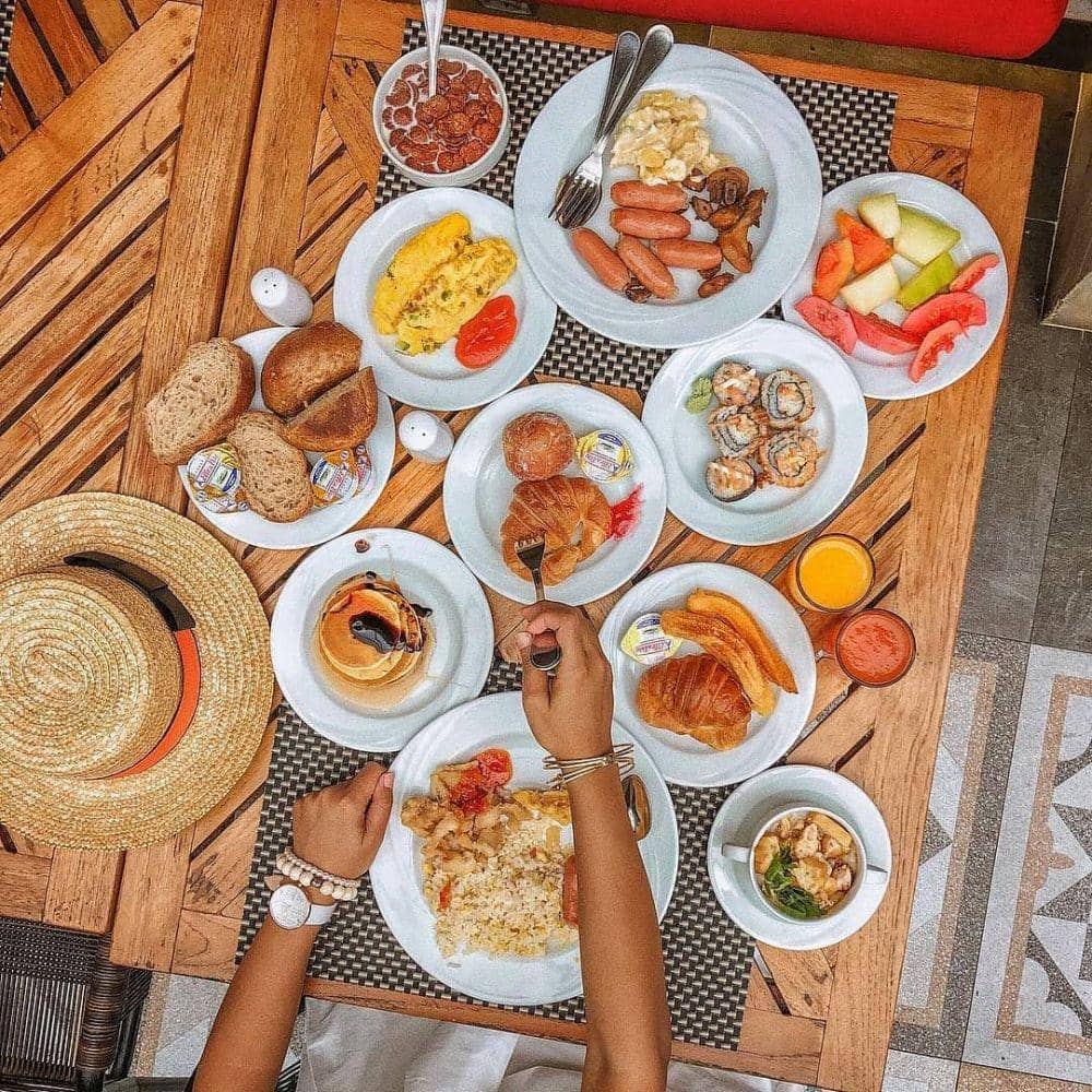 instagram.com/meliapurosani/