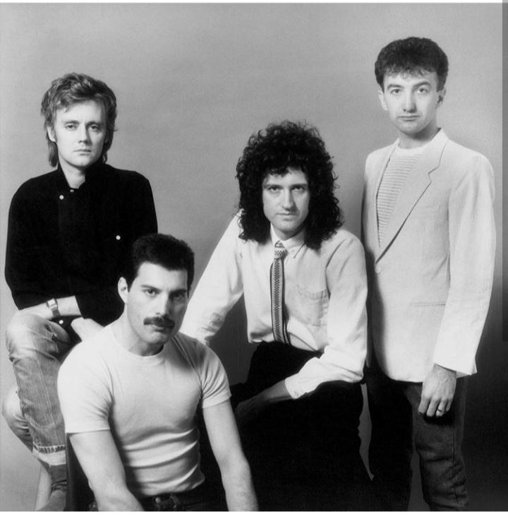 Instagram.com/officialqueenmusic