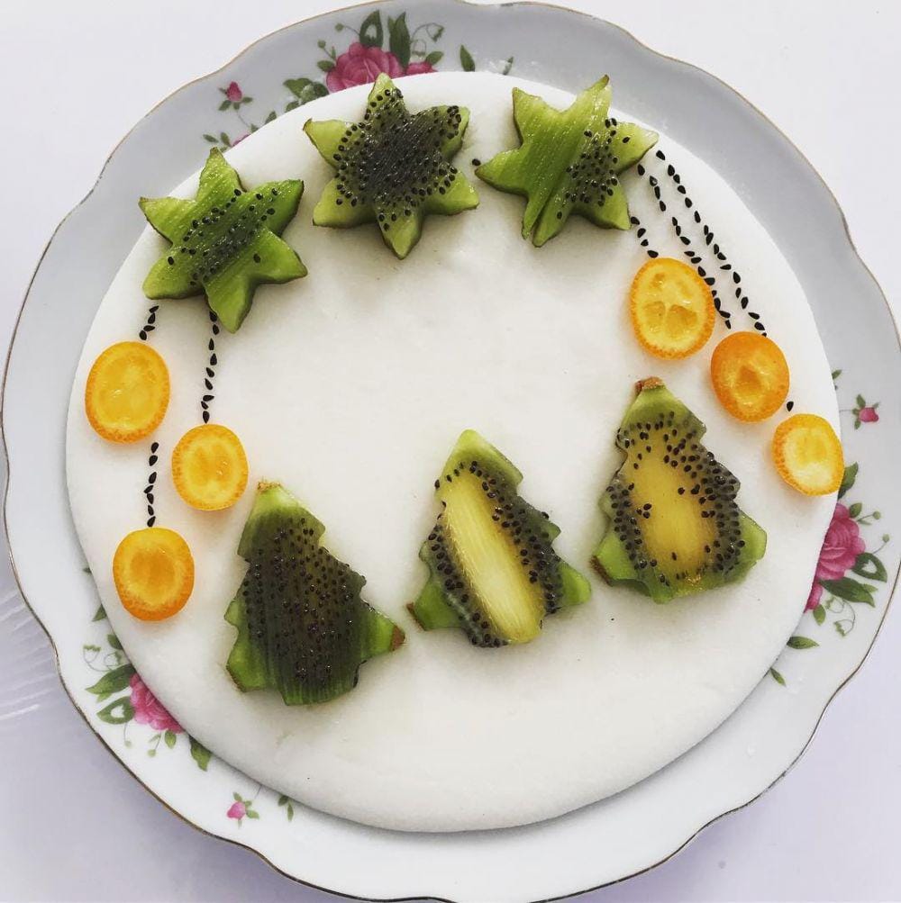 instagram.com/mojdeh_tuhereazudeh