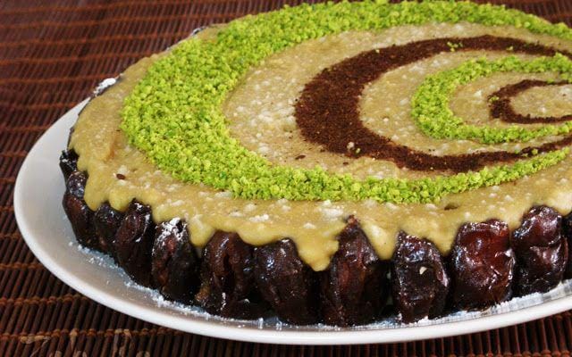 id.pinterest.com/niousha1981