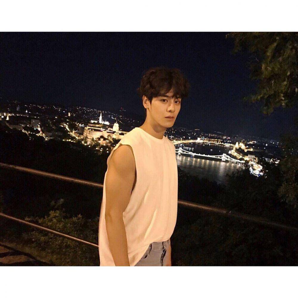 instagram.com/jsunghoon