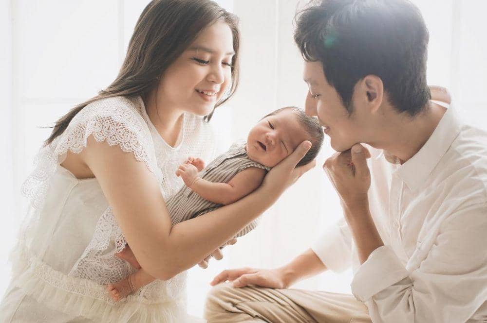 instagram.com/babyaxioo