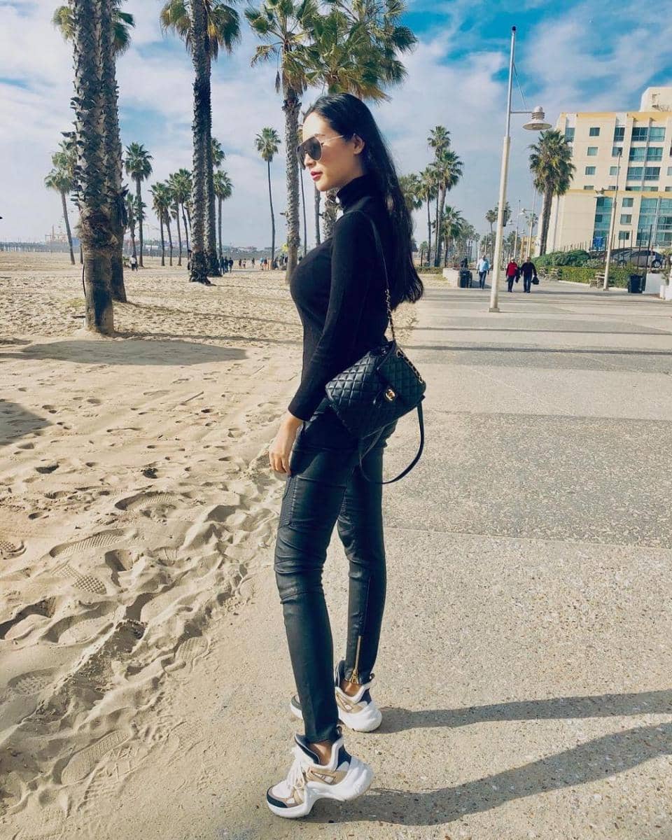 Instagram/elviraelph