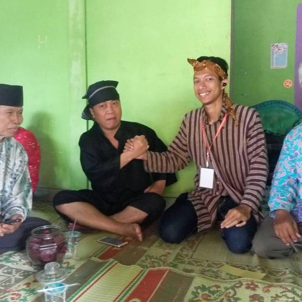 Instagram.com/rendra_a