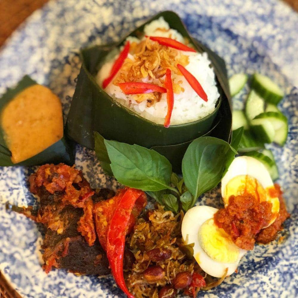 instagram.com/ssastrakinari