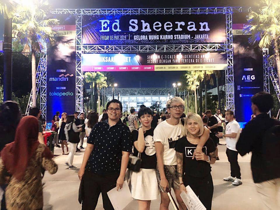 instagram.com/deviwaluyo