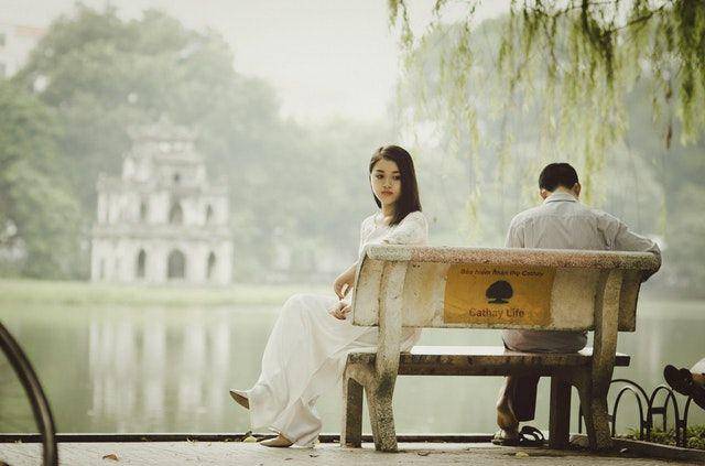 LDR? Ini 5 Masalah yang Sering Bikin Galau Pasangan Ldr