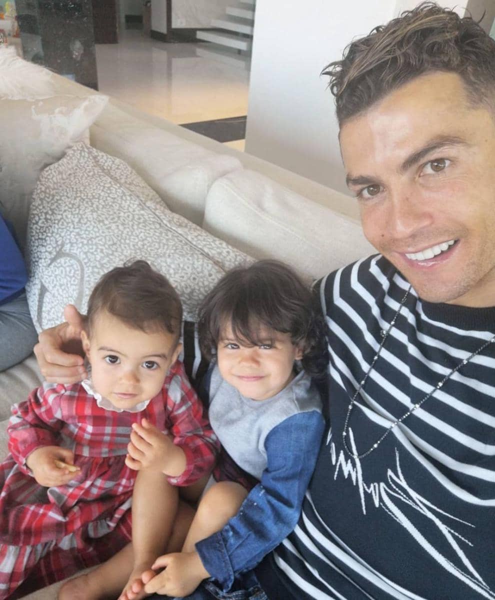 instagram.com/cristiano