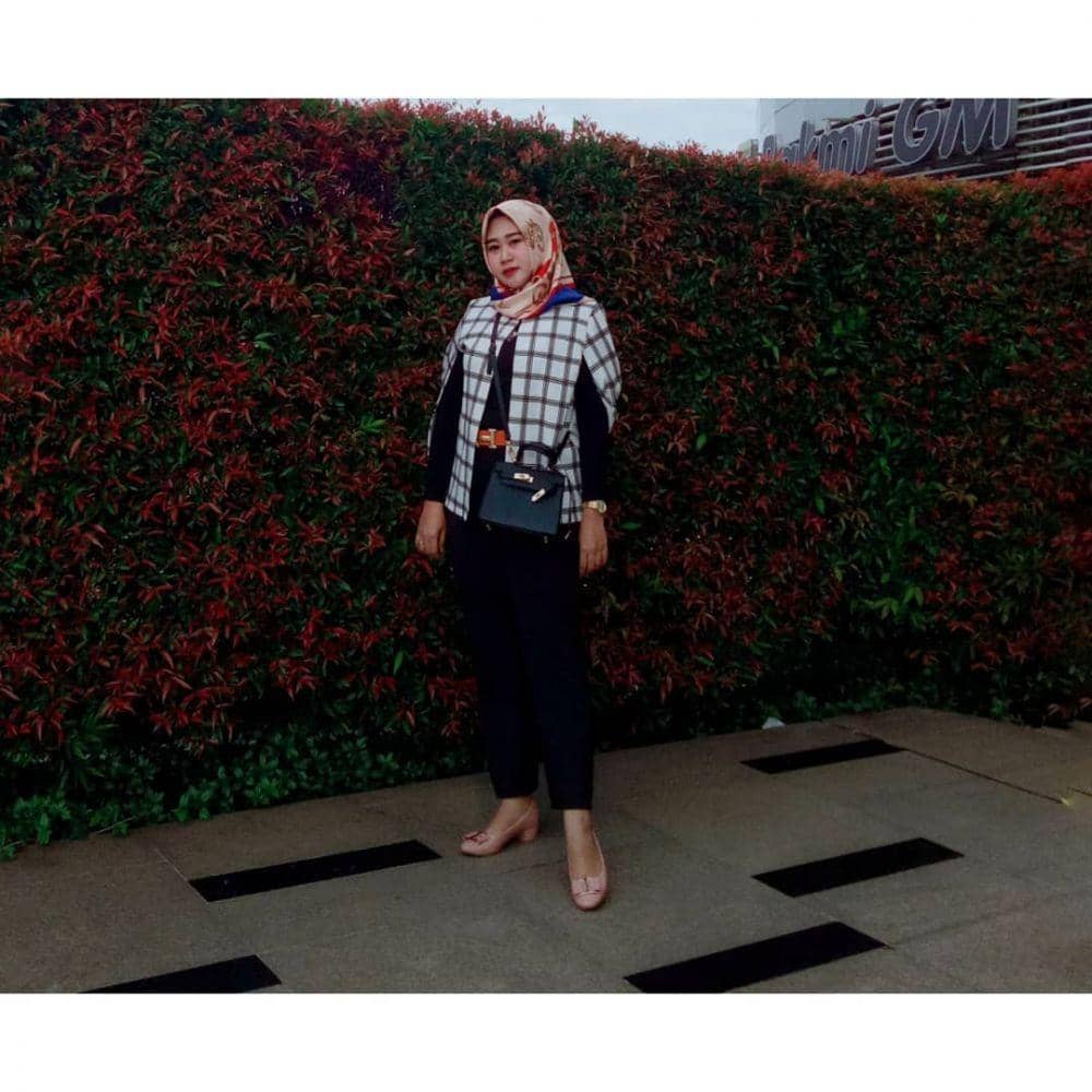 instagram.com/firdauschelvie91