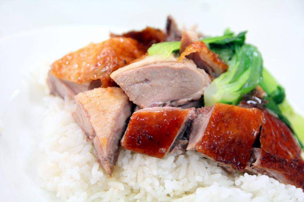 thehalalfoodblog.com