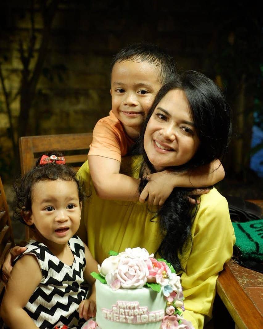 instagram.com/shezy_idris