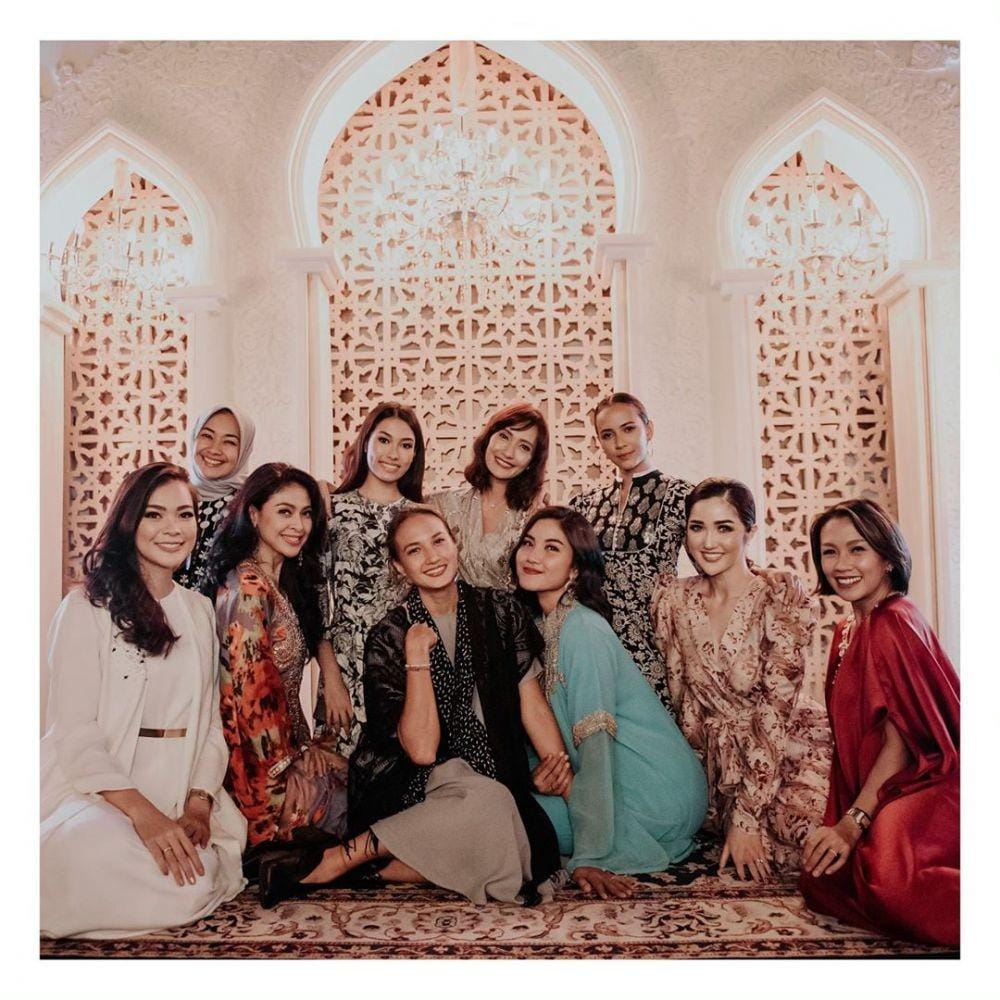 instagram.com/nadinealexandradewi