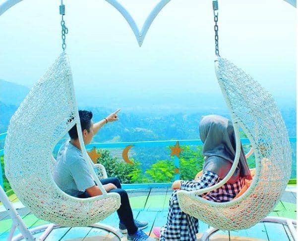 instagram.com/mieraazzein1812