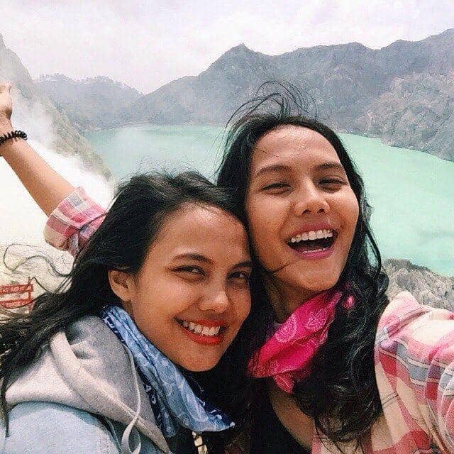 instagram.com/valerieandveronika