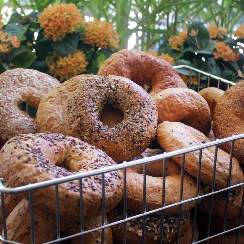 Instagram.com/bagelshopbandra