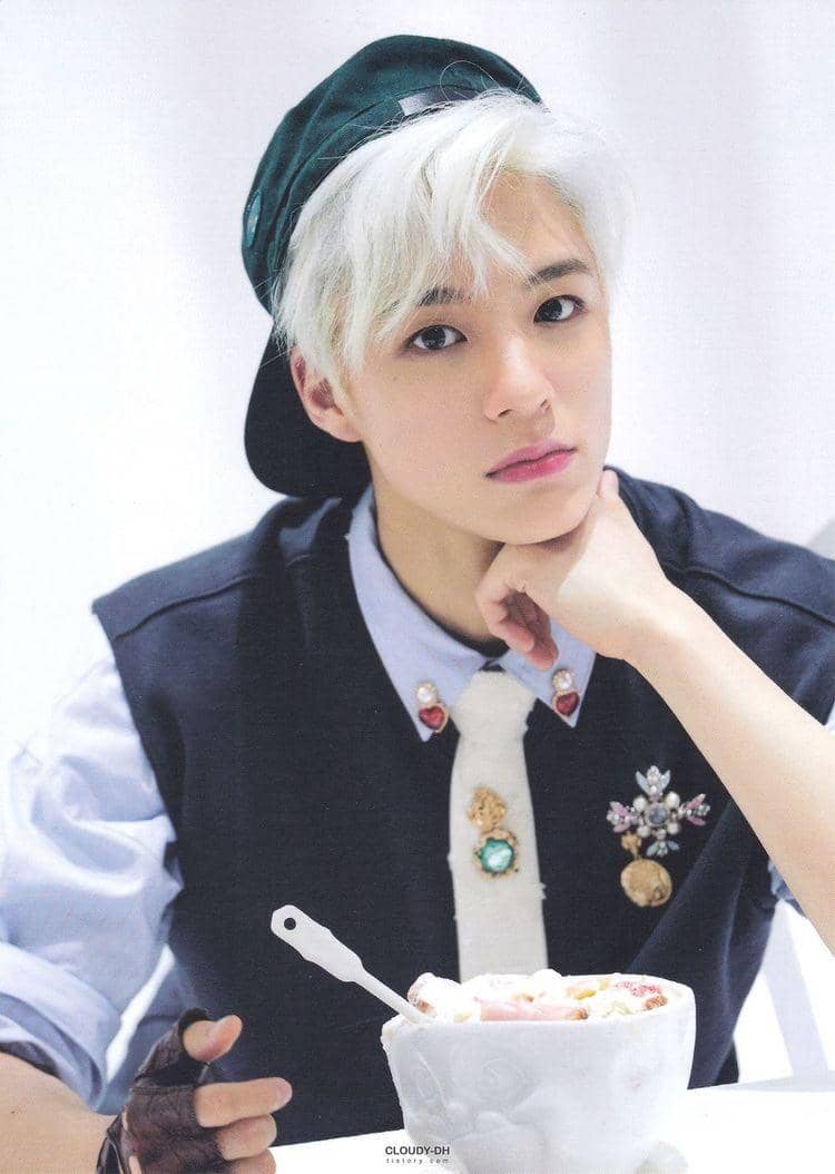 twitter.com/valentine_carre