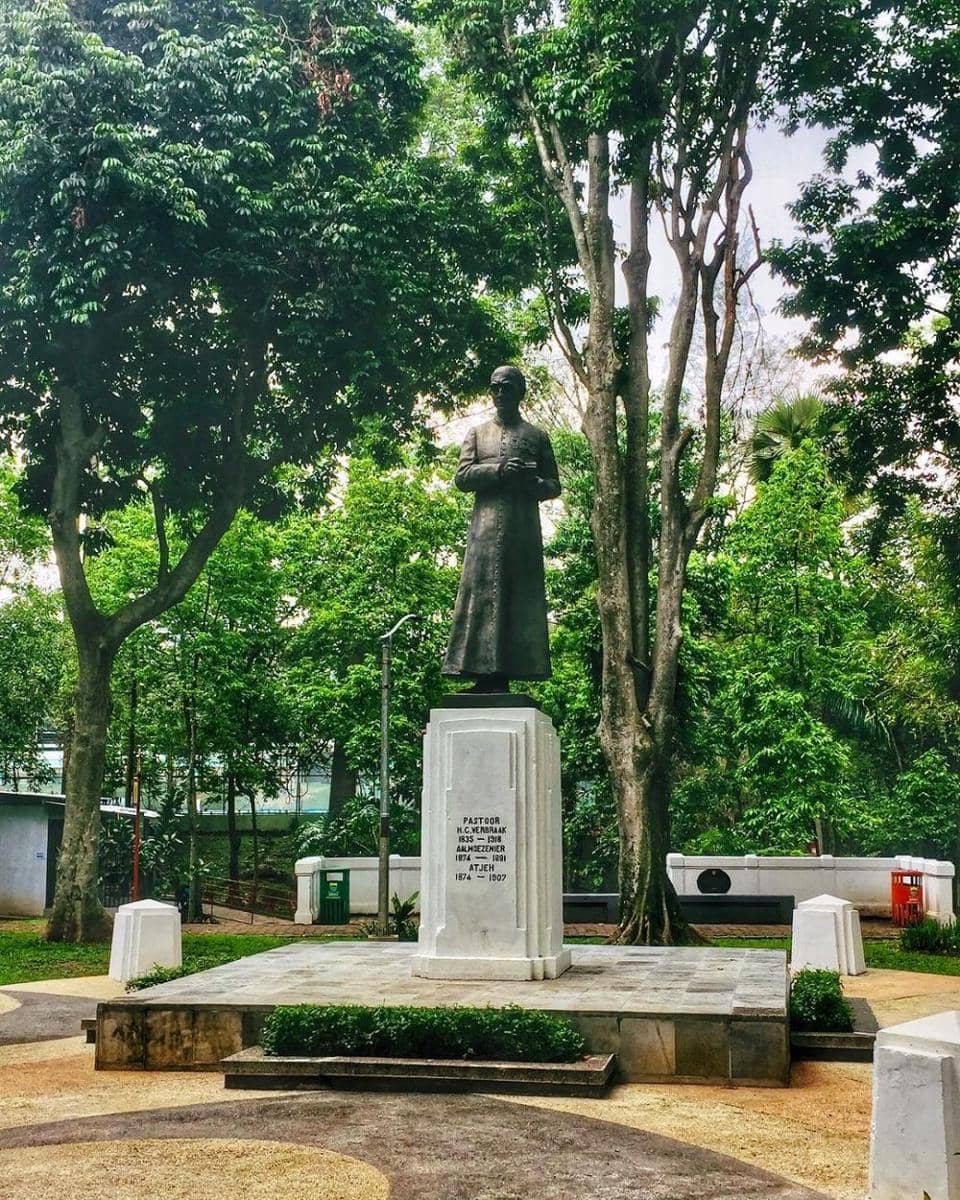 instagram.com/deaelv