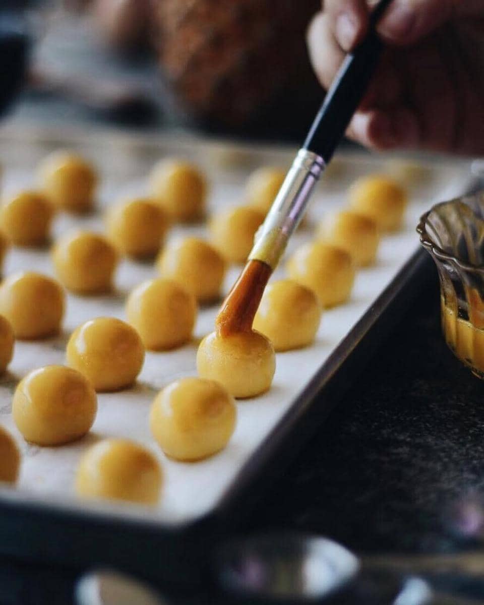 instagram.com/mommebake