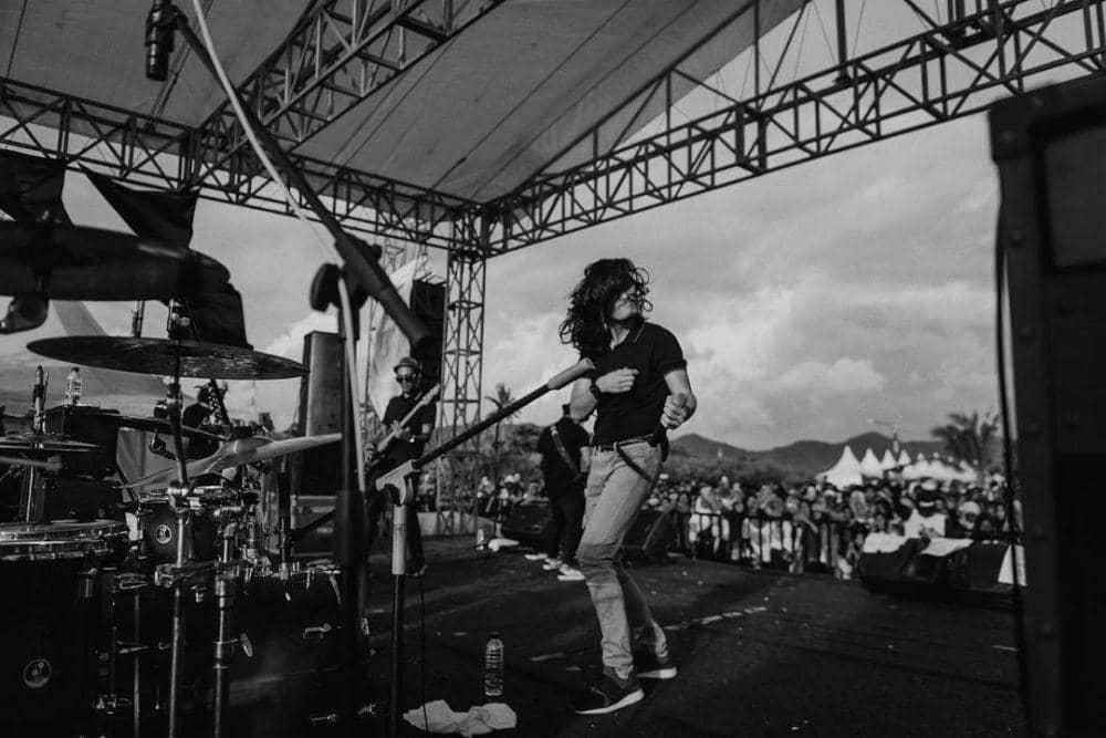 instagram.com/virzhaofficial/