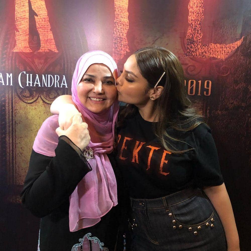 Instagram.com/tengkunadiraadn