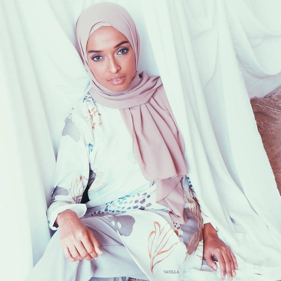 instagram.com/shafiraumm