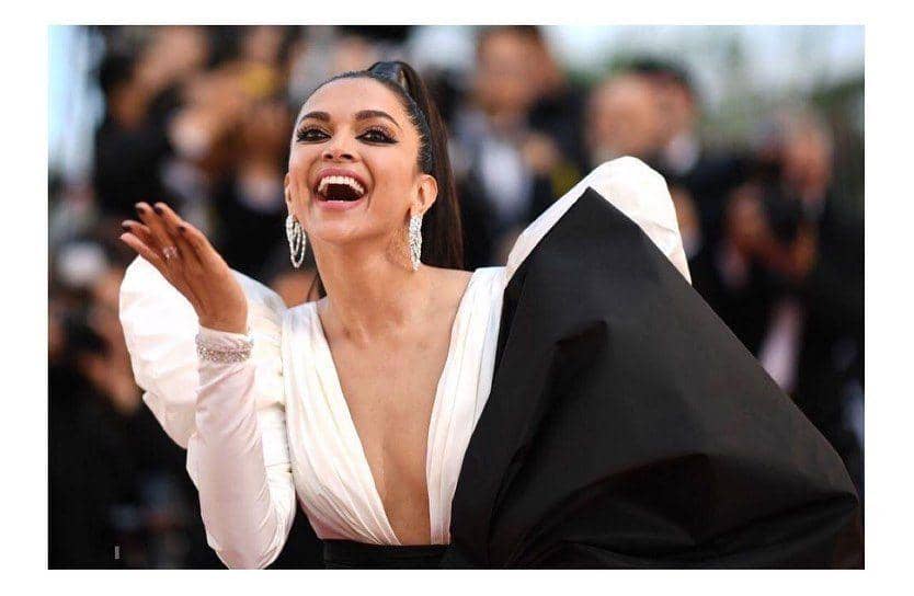 instagram.com/deepikapadukone