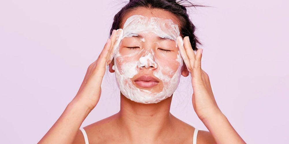 Kenali 5 Dampak Negatif Penggunaan Scrub yang Berlebihan