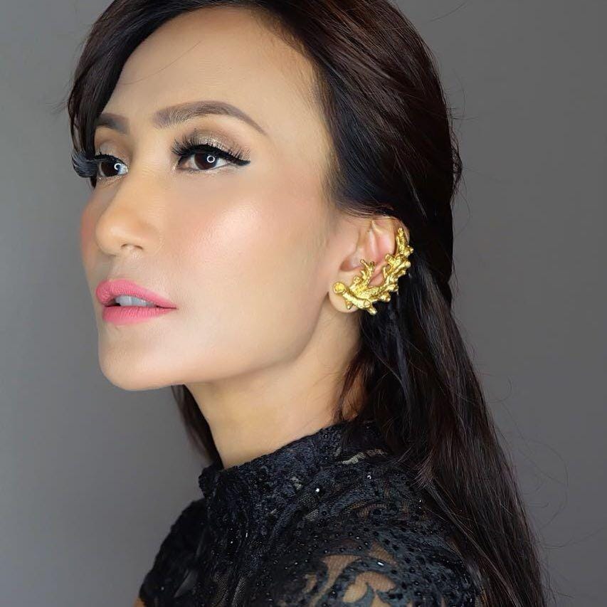 instagram.com/artikasaridevi