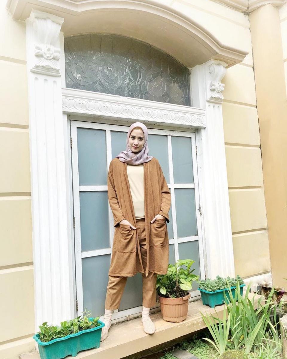 instagram.com/fannyfabriana