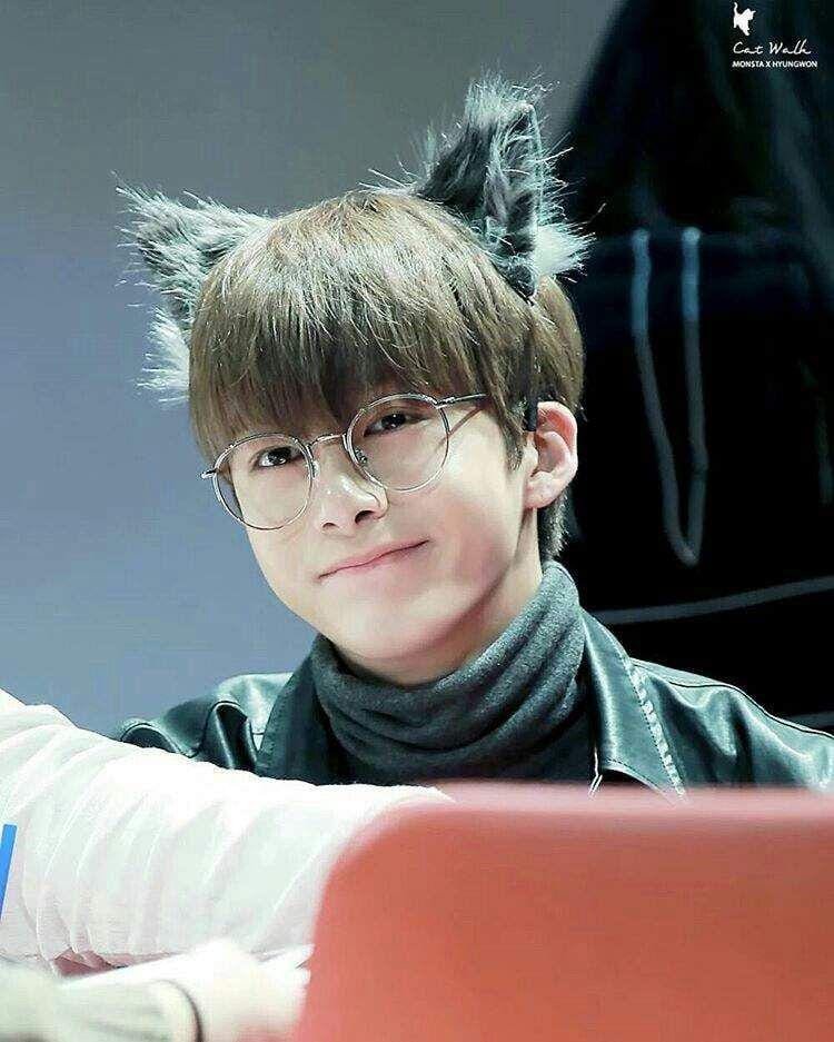 Twitter.com/catwalk_940115