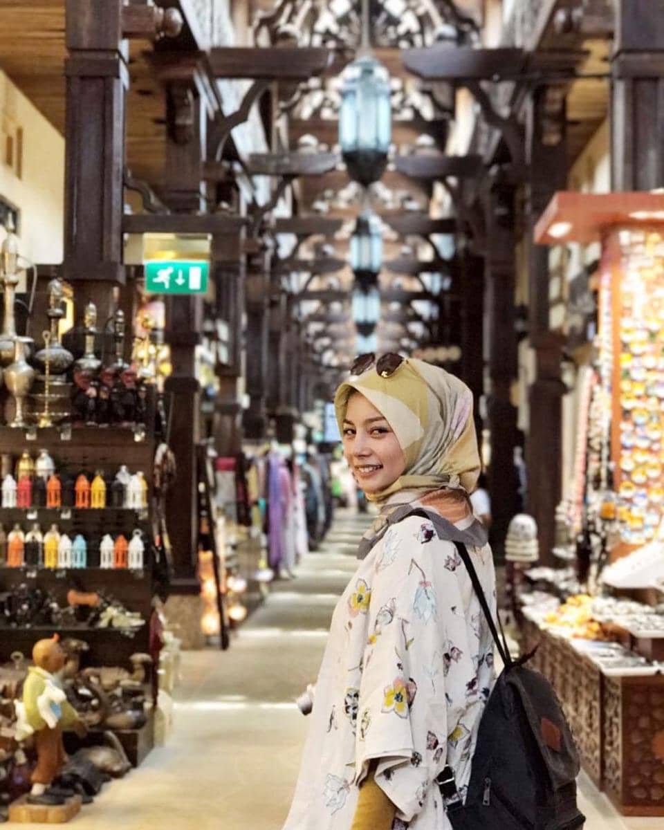 Instagram.com/larassati_kusnandar