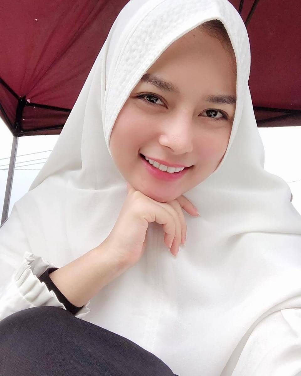 Instagram.com/larassati_kusnandar