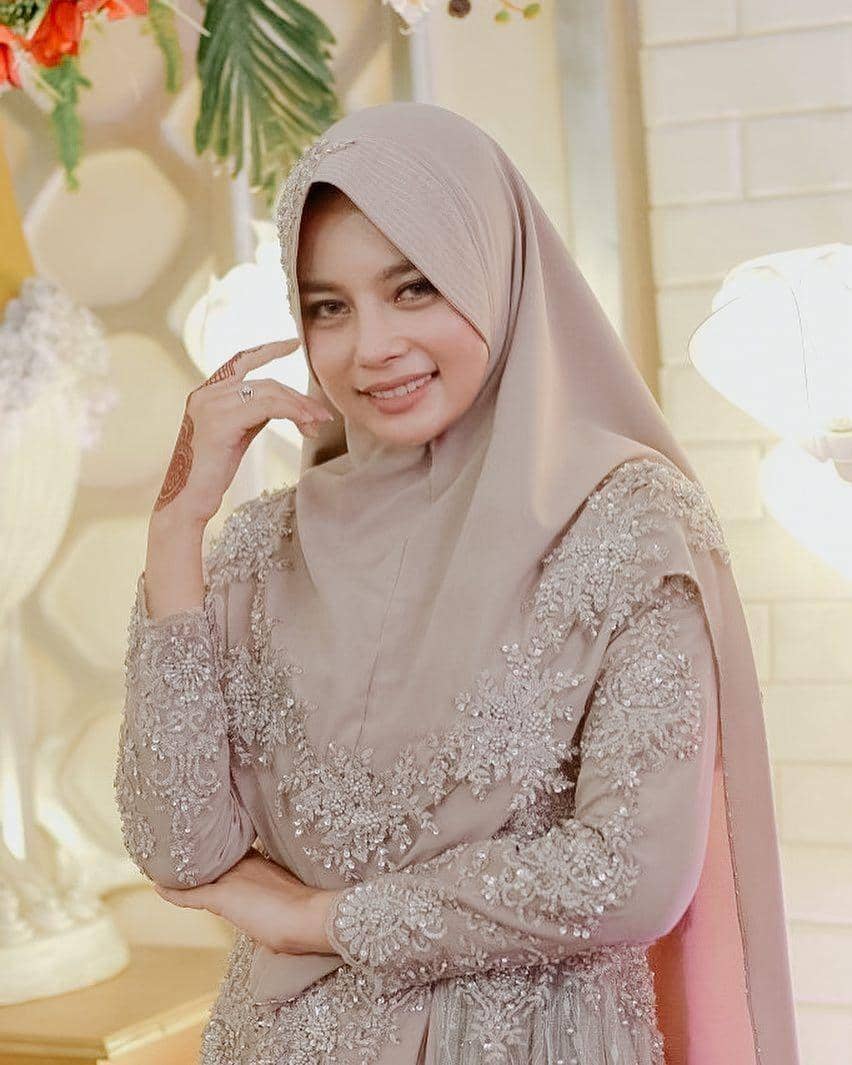 Instagram.com/larassati_kusnandar