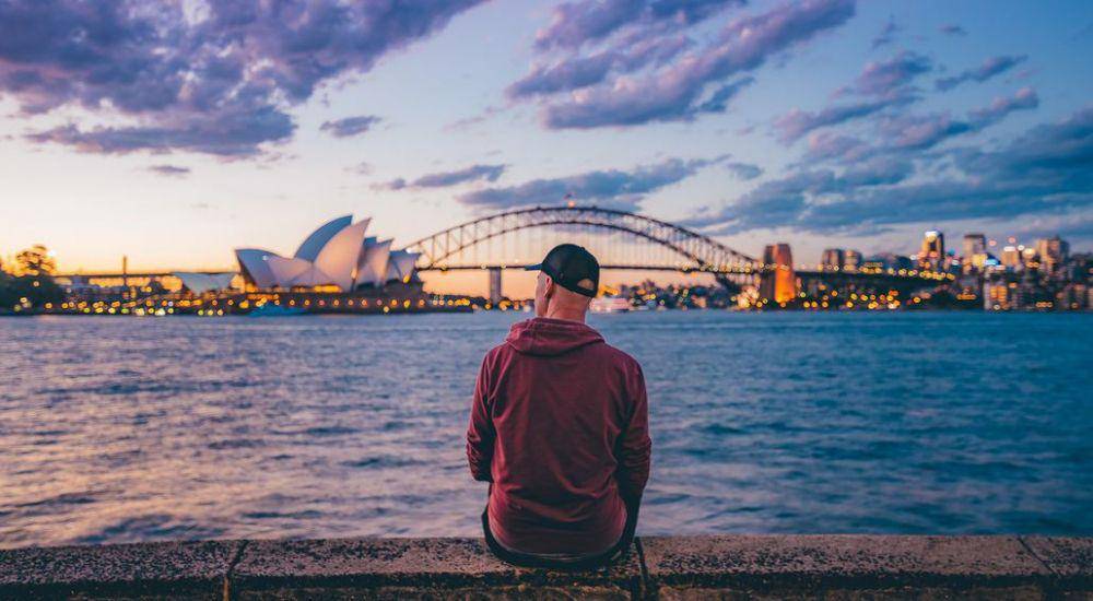 jonesaroundtheworld.com