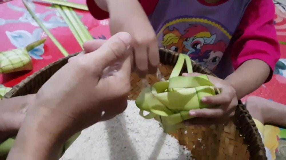 YouTube.com/Syakira HD