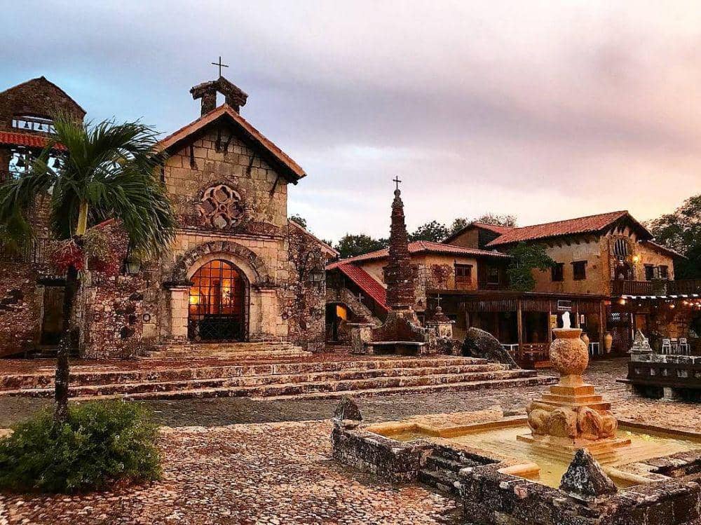 instagram.com/altosdechavondr/