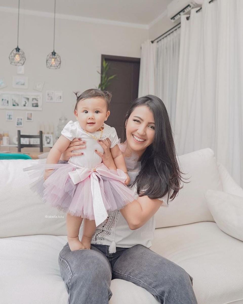 instagram.com/mrssharena