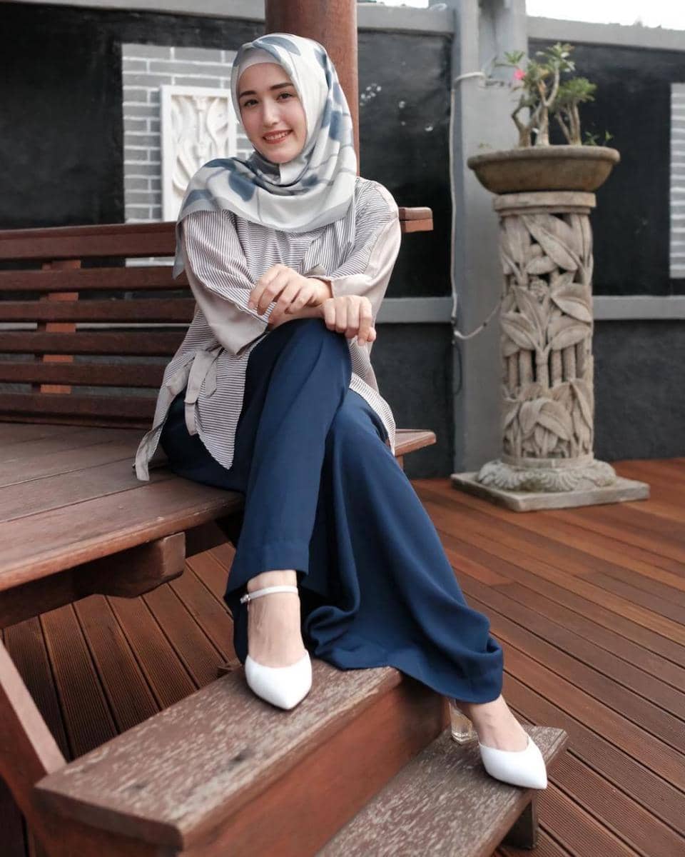 instagram.com/adeliapasha