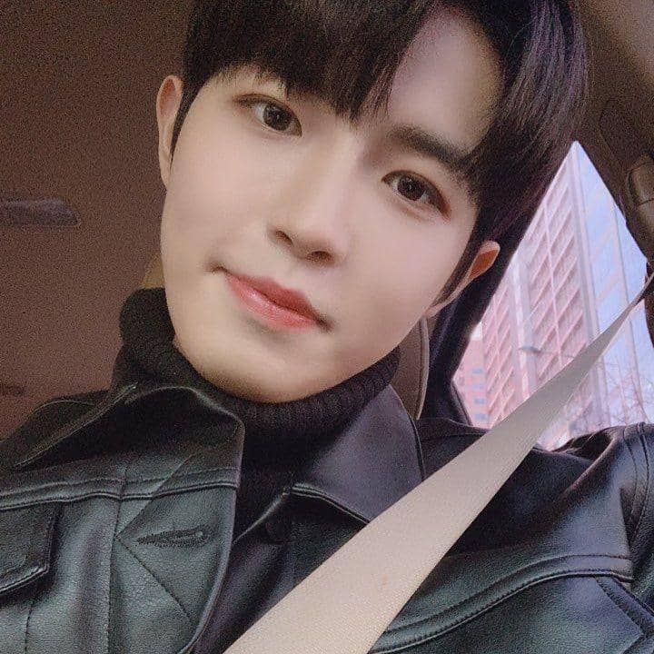 Instagram.com/kjh_official