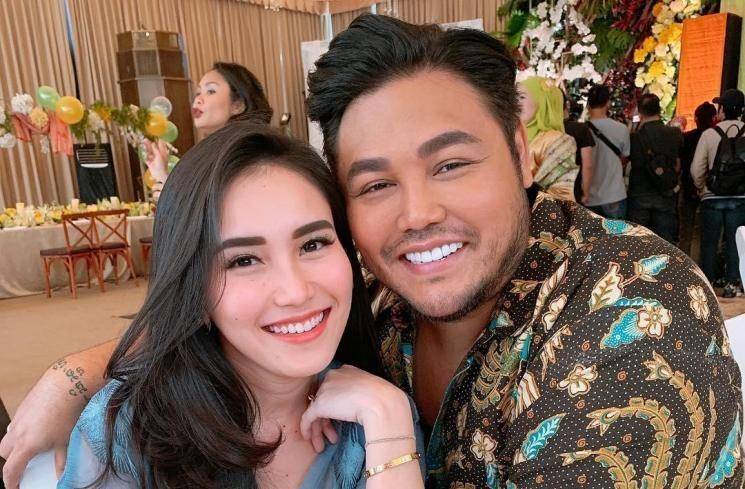 instagram.com/ayutingting92/