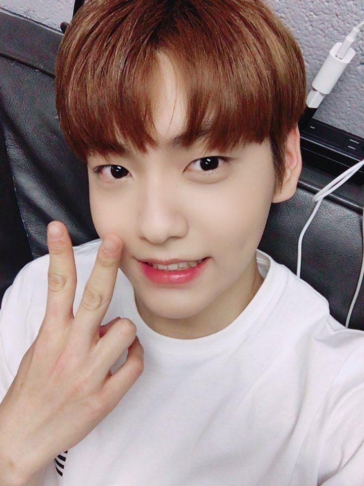 twitter.com/TXT_members